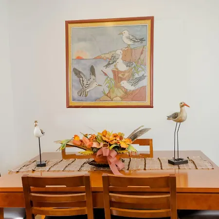 Apartamento Praia Do Sul Апартаменты *
